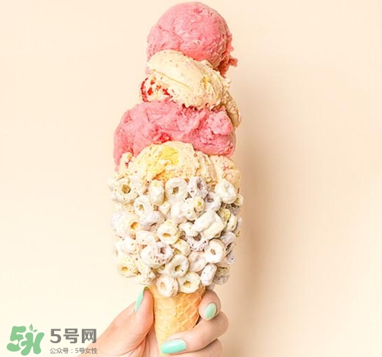 emack bolio's堆疊冰淇淋多少錢？堆疊冰淇淋好吃嗎？