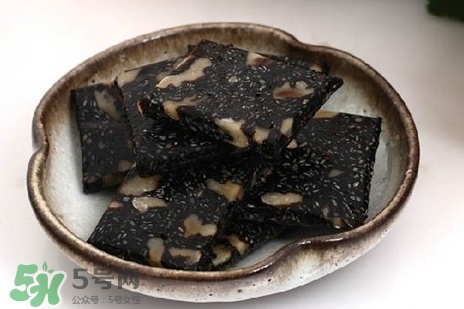 哺乳期吃阿膠對寶寶有影響嗎？哺乳期能不能吃阿膠？