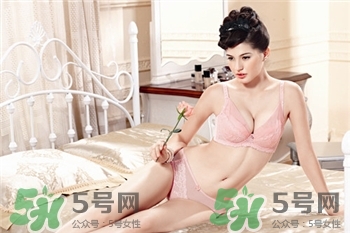無鋼圈內衣好還是鋼圈內衣好?無鋼圈內衣和有鋼圈內衣的區別