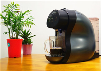 辦公室小野用的什么咖啡機(jī)？onecup膠囊咖啡機(jī)介紹