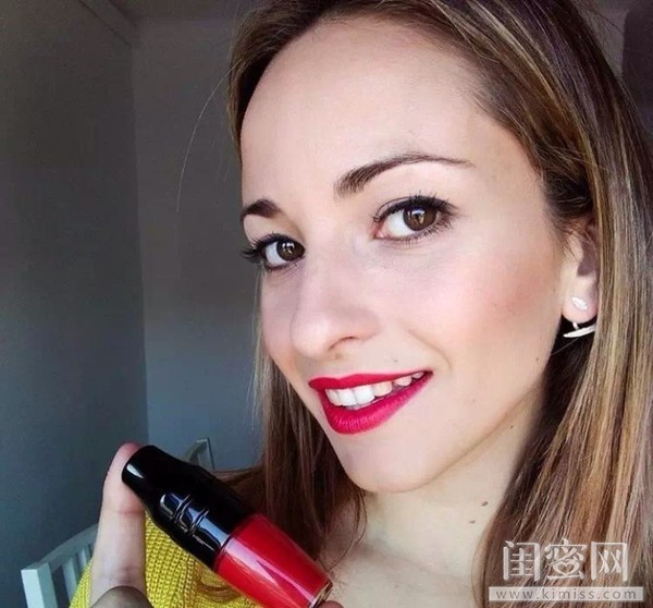 蘭蔻搖搖染唇液哪個(gè)顏色好看？蘭蔻搖搖染唇液色號(hào)試色