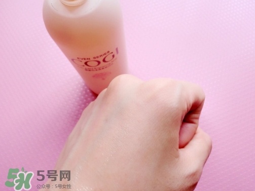 高姿大白水男士能用嗎？高姿大白水男生用合適嗎？