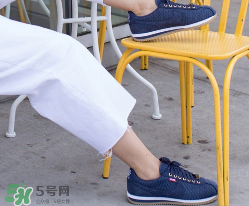 mister cartoon與nike cortez45周年聯名鞋子什么時候發售？