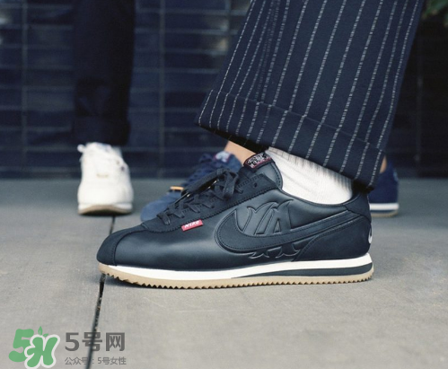 mister cartoon與nike cortez45周年聯名鞋子多少錢？