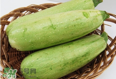 西葫蘆就是茭瓜嗎？西葫跟茭瓜有什么區別