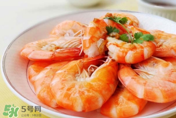 三伏貼可以吃蝦嗎？貼三伏貼可以吃龍蝦嗎？