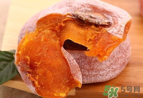 柿餅吃之前要洗嗎？柿餅上的白霜是什么糖？