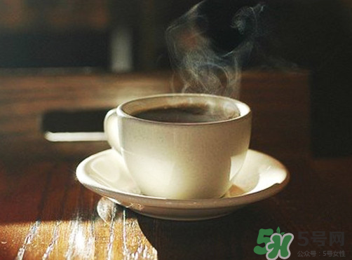 三伏天喝熱水能驅(qū)寒嗎？三伏天為什么喝熱水？