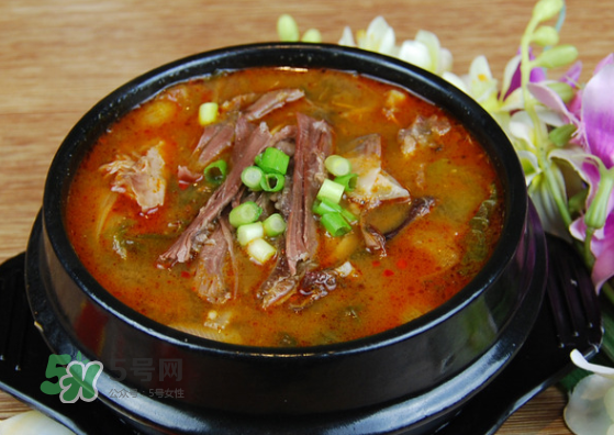 三伏天能吃狗肉嗎？三伏天吃肉狗好嗎？