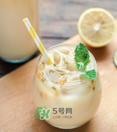 百香果養樂多好喝嗎？百香果養樂多怎么做？