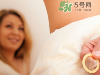 安全套放車?yán)镞€能用嗎？套套藏哪里比較安全？