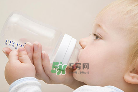 寶寶脫水怎么補水？寶寶脫水怎么辦？