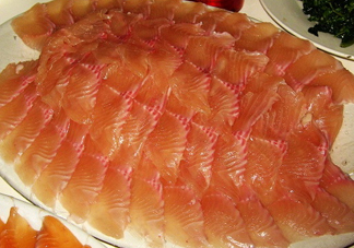 金鱒魚和三文魚的區別 金鱒魚和虹鱒魚的區別