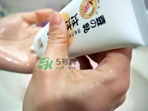 親潤孕婦護(hù)膚品怎么樣？親潤豆乳補(bǔ)水系列好用嗎？