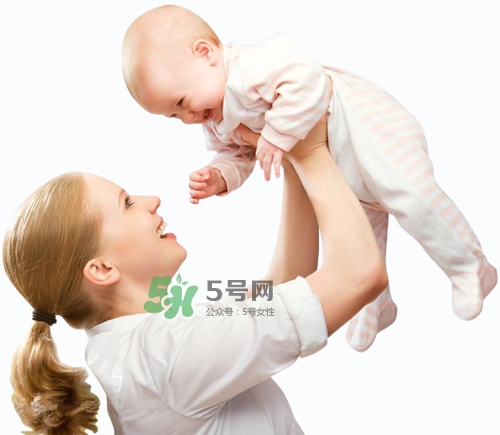 坐月子洗澡能搓澡嗎？坐月子洗澡注意事項
