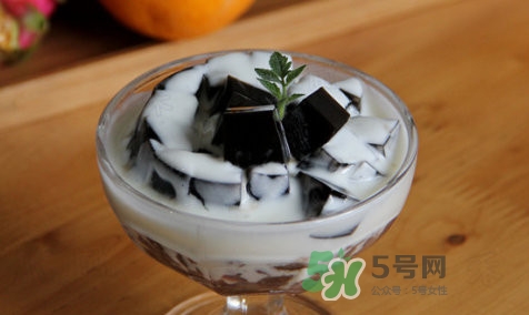 龜苓膏能帶上飛機嗎？龜苓膏能去火嗎？