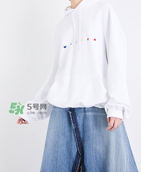 vetements sweater衛衣多少錢_在哪買？