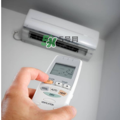 夏天空調開什么模式？夏天空調開制冷還是除濕好呢？