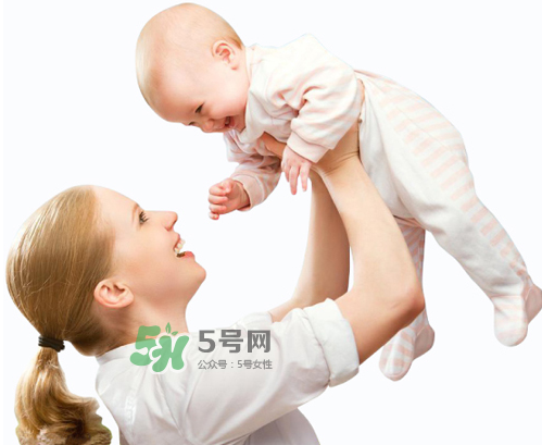 三伏天坐月子可以出門嗎？坐月子多久可以出門？