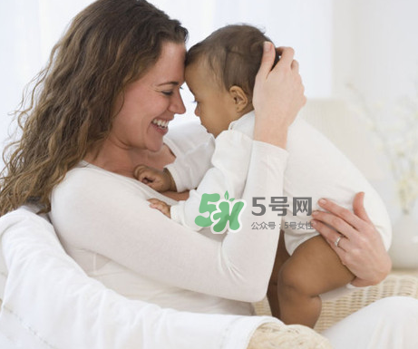 哺乳期上火對寶寶有什么影響？哺乳期上火會影響寶寶上火嗎？