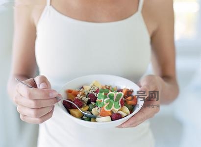 坐月子吃素應該吃什么？吃素坐月子怎么坐？