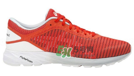 asics dynaflyte二代多少錢？亞瑟士dynaflyte2價格