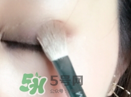 mac焦點(diǎn)小眼影怎么樣？mac時(shí)尚焦點(diǎn)小眼影好用嗎