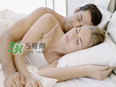 安全套越薄越好嗎？超薄避孕套會破嗎？