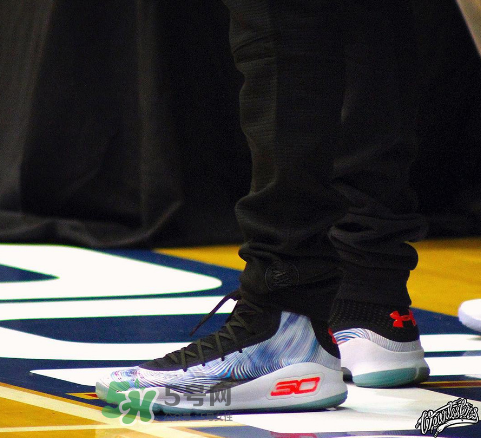 under armour curry 4庫里第四代戰靴中國配色怎么樣？