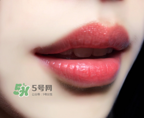 tf白管05是什么顏色？tom ford白管05適合黃皮嗎？