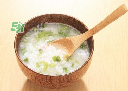 苦瓜粥的營養價值_苦瓜粥的功效與作用及飲食禁忌