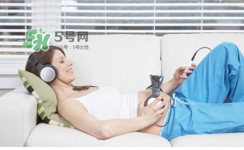 胎教可以聽流行歌曲嗎？如何判斷寶寶喜歡什么類型的胎教音樂