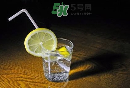 蘇打水怎么做飲料？檸檬蘇打水怎么做