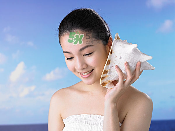 外油內干的皮膚怎么護理 先補水還是先控油