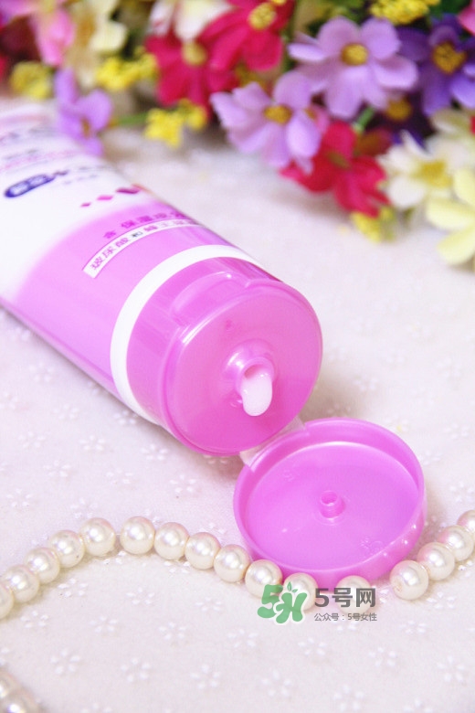 碧柔卸妝潔面乳好用嗎？碧柔卸妝潔面乳怎么用？
