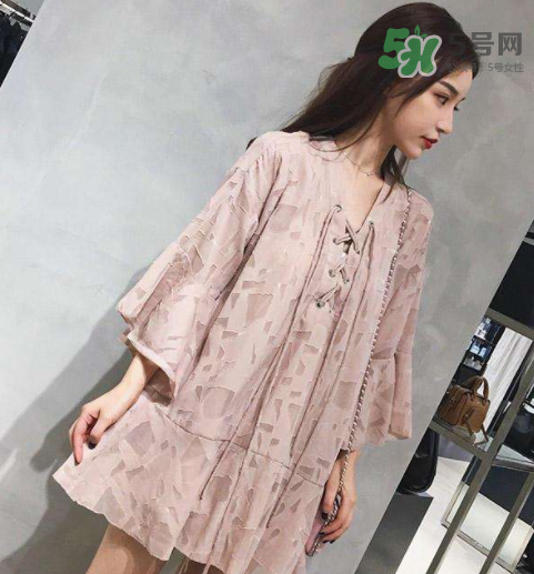 9月份可以穿裙子嗎？九月份還可以穿裙子嗎？