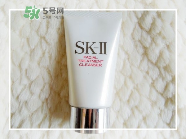 SK2護膚潔面霜怎么樣？sk2潔面霜是洗面奶嗎？