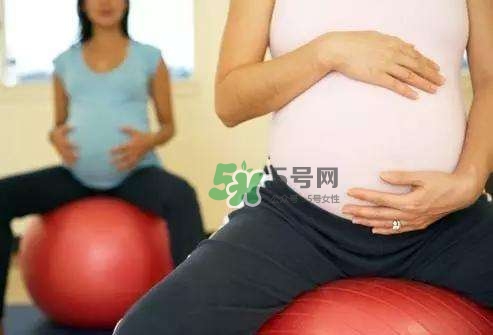 順產(chǎn)前做什么運(yùn)動(dòng)生得快？順產(chǎn)前吃什么有助分娩？
