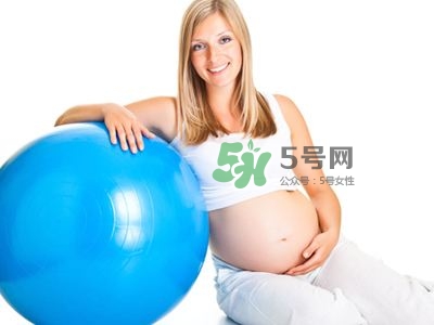 順產(chǎn)前做什么運(yùn)動(dòng)生得快？順產(chǎn)前吃什么有助分娩？