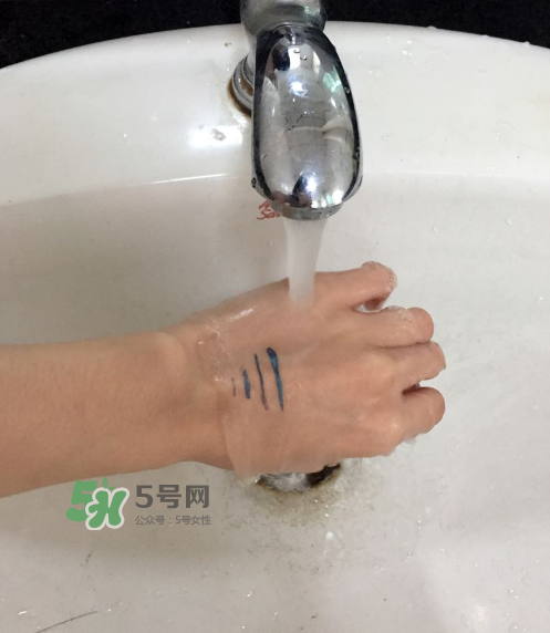 蜜絲佛陀亮彩速干眼線液怎么樣？蜜絲佛陀亮彩速干眼線液好用嗎？