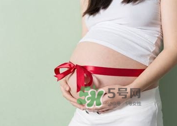 孕期為什么會(huì)水腫？孕期手腳腫怎么辦？