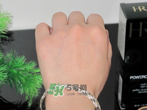綠寶瓶和小棕瓶哪個(gè)好？綠寶瓶和小棕瓶對比
