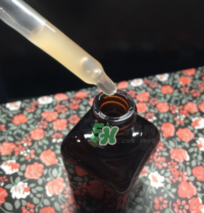 綠寶瓶和小棕瓶哪個(gè)好？綠寶瓶和小棕瓶對比