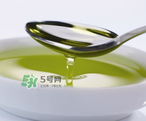 橄欖油和甘油哪個好？橄欖油和甘油的區別