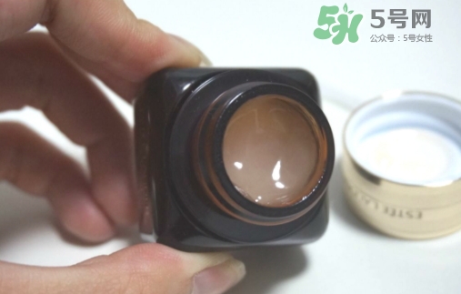 小棕瓶和百優(yōu)眼霜哪個好？小棕瓶眼霜和百優(yōu)眼霜對比
