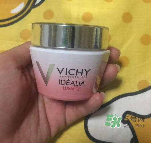 薇姿水光煥白乳霜怎么樣？薇姿水光煥白乳霜好用嗎？
