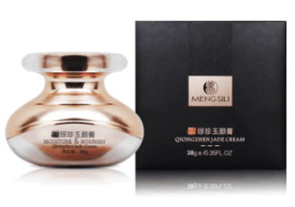 夢詩麗天璽瓊珍玉顏膏怎么樣？夢詩麗天璽膏有激素嗎？