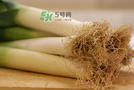 大蔥有病毒怎么去除？大蔥有黃點是什么原因