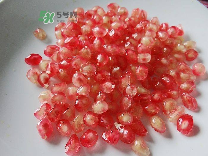 吃石榴籽有什么好處？吃石榴籽有副作用嗎？