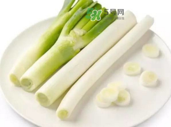 大蔥怎么去除農藥殘留？大蔥怎么清洗干凈
